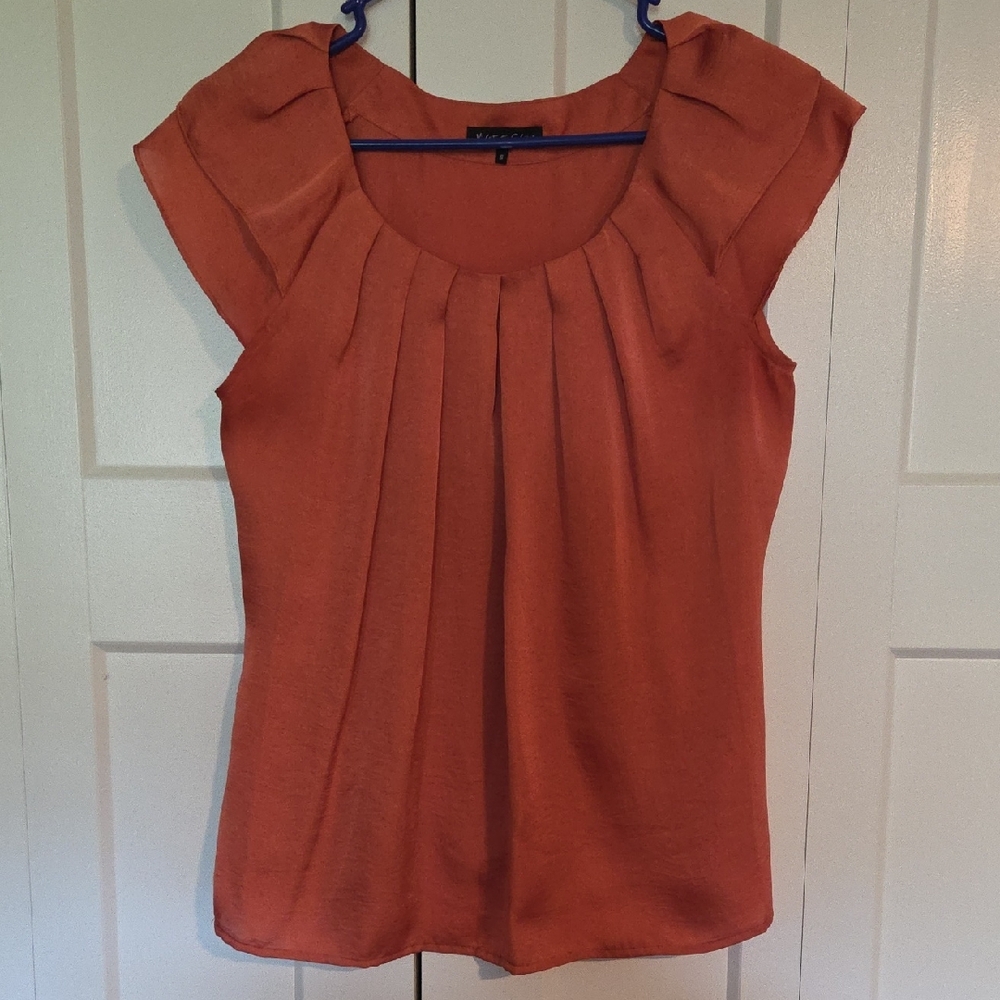 Violet & Claire Orange Cap Sleeve Pleated Blouse